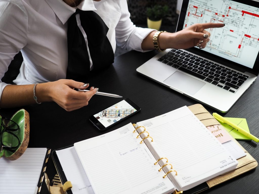 Bureau d'un pro de l'immobilier